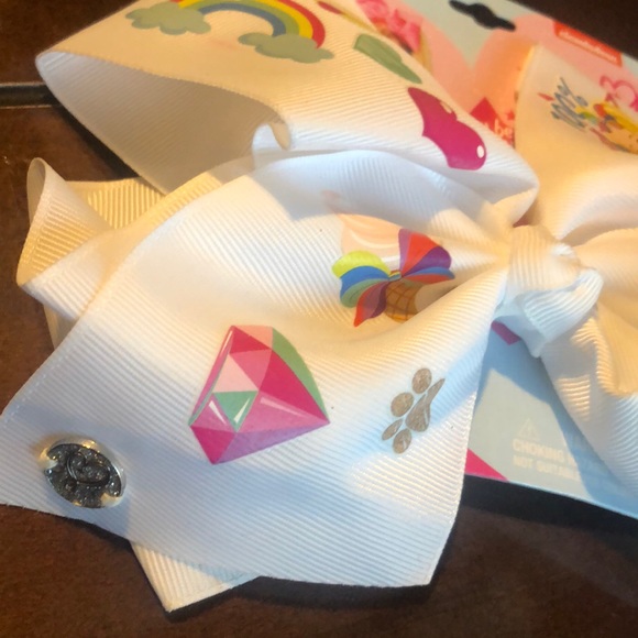 Jojo Siwa Bow - Picture 2 of 4